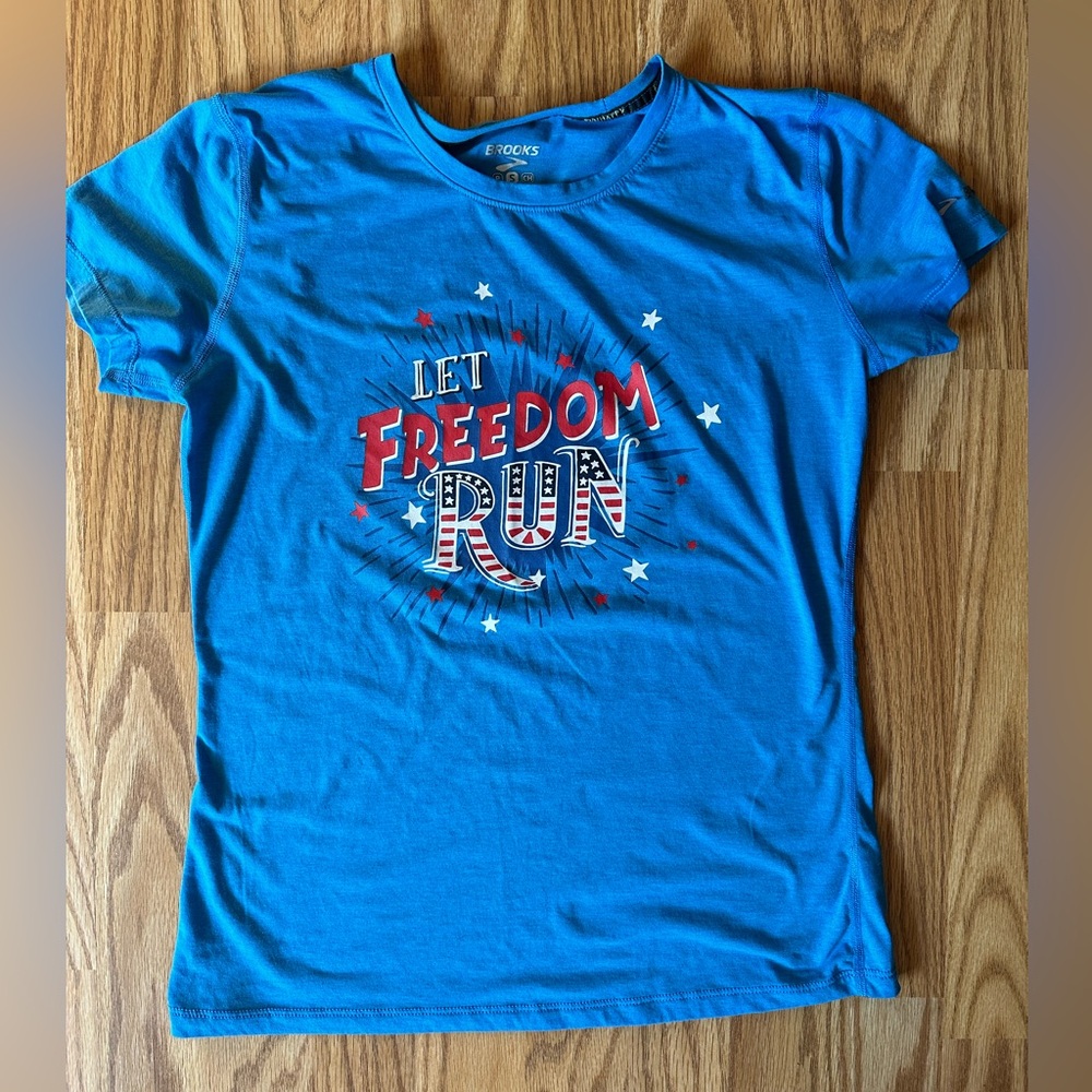Brooks Let Freedom Run Tee